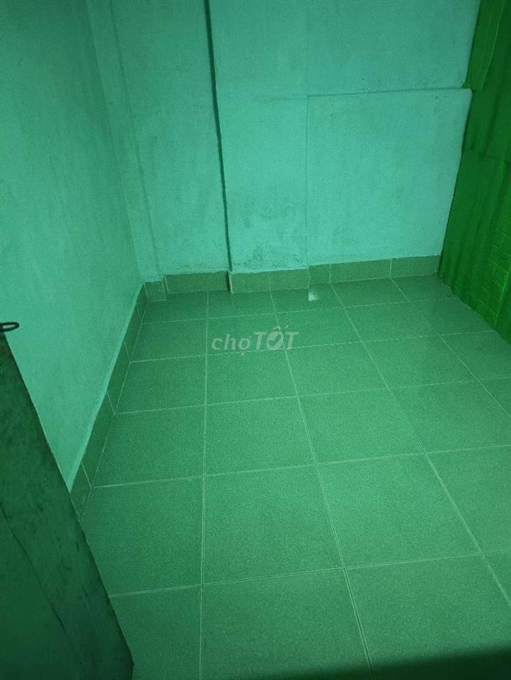 Phòng trọ giá rẻ ngay vòng xoay Âu Cơ