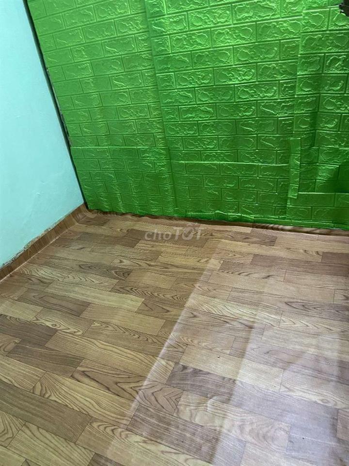 Phòng trọ giá rẻ ngay vòng xoay Âu Cơ