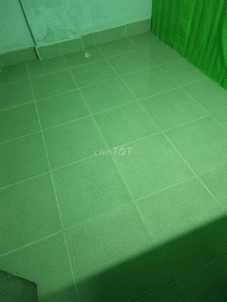 Phòng trọ giá rẻ ngay vòng xoay Âu Cơ