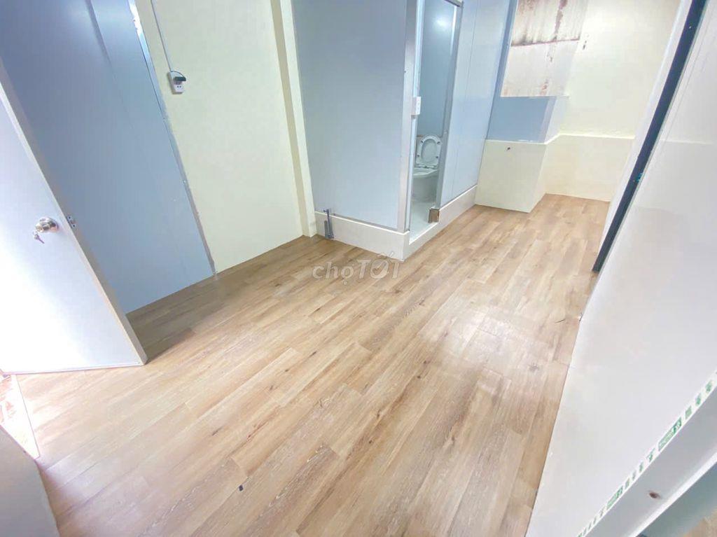 Cho thuê CHDV ban công, tách bếp, 2pn tại Lũy Bán Bích