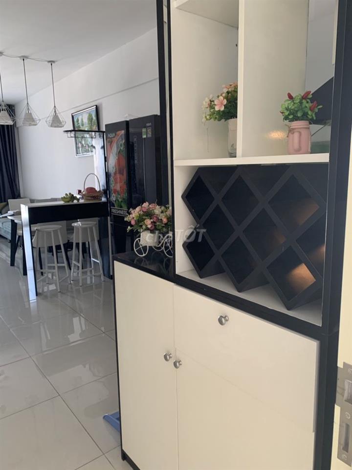 Em cần cho thuê căn 2PN-65m2 view hồ sinh thái giá 8tr