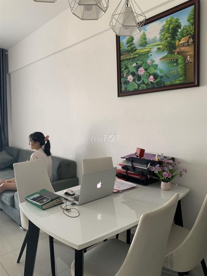 Em cần cho thuê căn 2PN-65m2 view hồ sinh thái giá 8tr