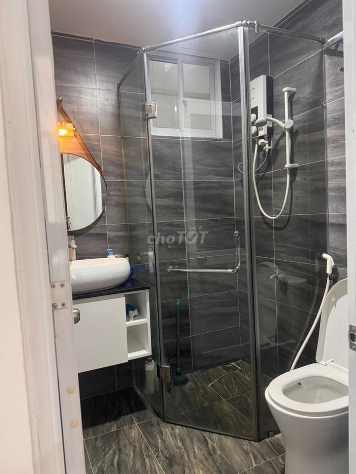 Hưng Ngân có sổ giá 1.99 tỷ 2PN 55m2 - 80 có BC, ngay CVPM Quang Trung