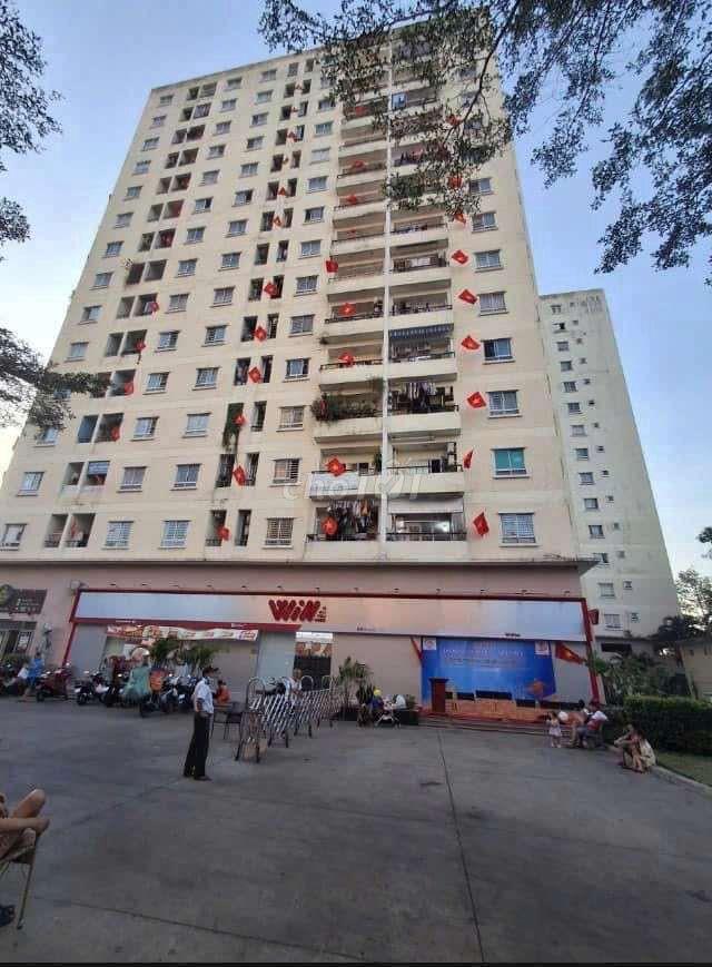 bán căn hộ chung cư Quân khu 7.  2 pn , 3 pn p Trung Mỹ Tây, q 12