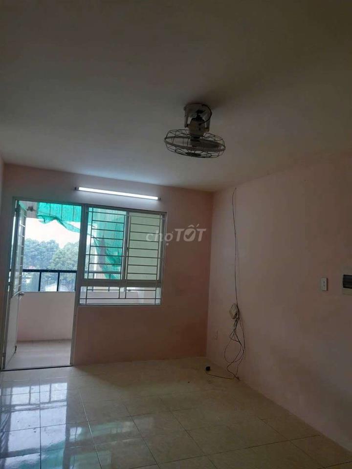 bán căn hộ chung cư Quân khu 7.  2 pn , 3 pn p Trung Mỹ Tây, q 12