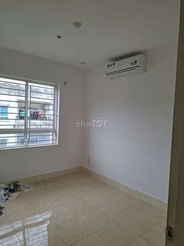 bán căn hộ chung cư Quân khu 7 65m 2pn 2w 2ban con giá 2 tỷ