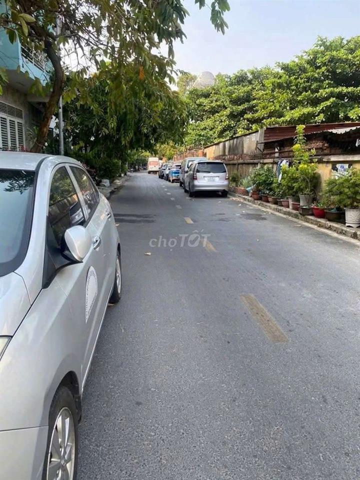 cho thuê nhà 3 tầng  mới 2 mặt tiền đường lớn