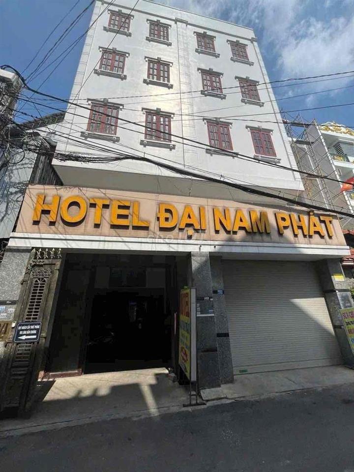 Khách sạn 690m sàn, 31 phòng Quận 12