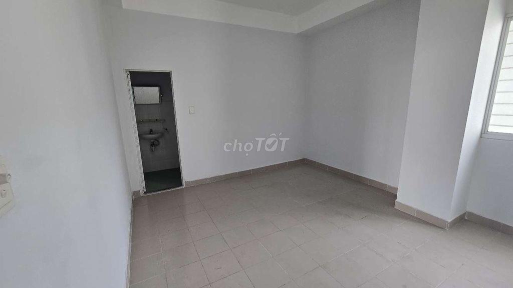 Căn hộ 93.7 m2 rộng nhất tòa chung cư An Sương Besco, 2 Phòng ngủ, 