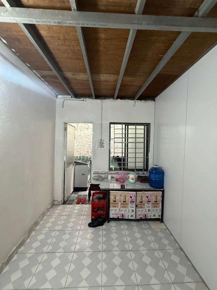 cho thuê nhà câp 4 an phú đông quận 12