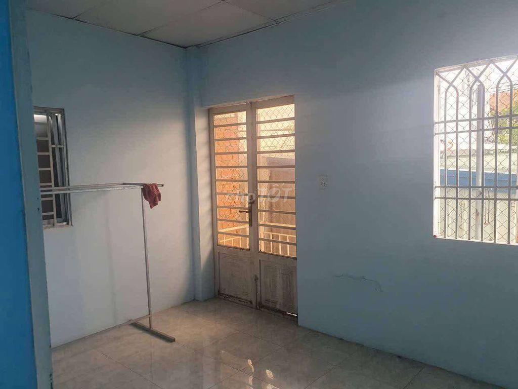 cho thuê mha nguyên căn an phú đông quận 12