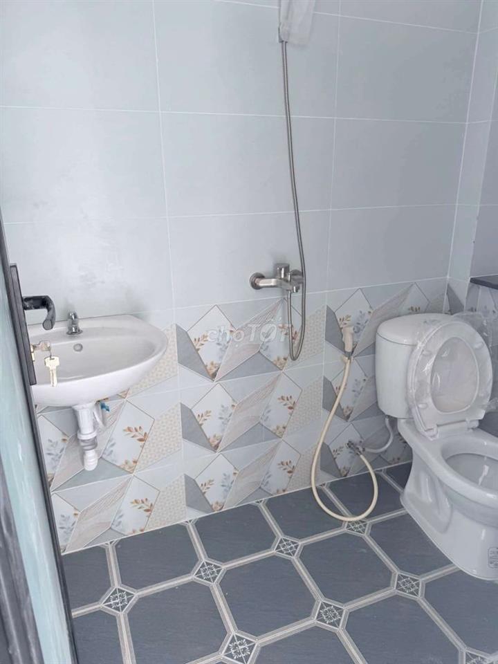 cho thuê nhà nguyên căn an phú đông quận 12