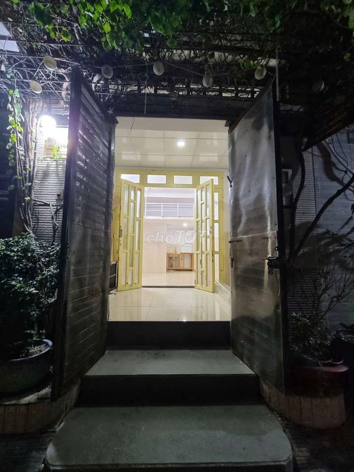 cho thuê phong an phú đông quận 12