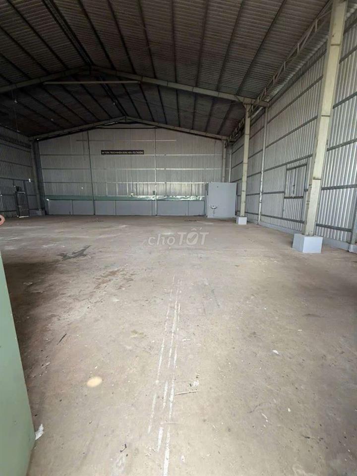 cho thuê mb kinh dang kho xưởng an phú đông quặn 12