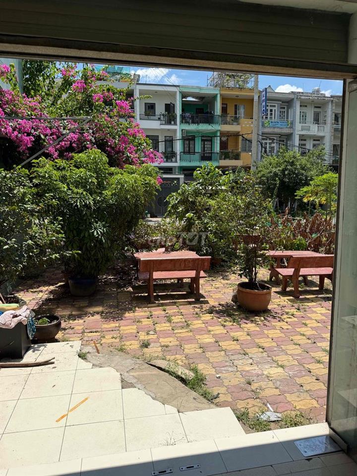 cần bán căn hộ chung cư
