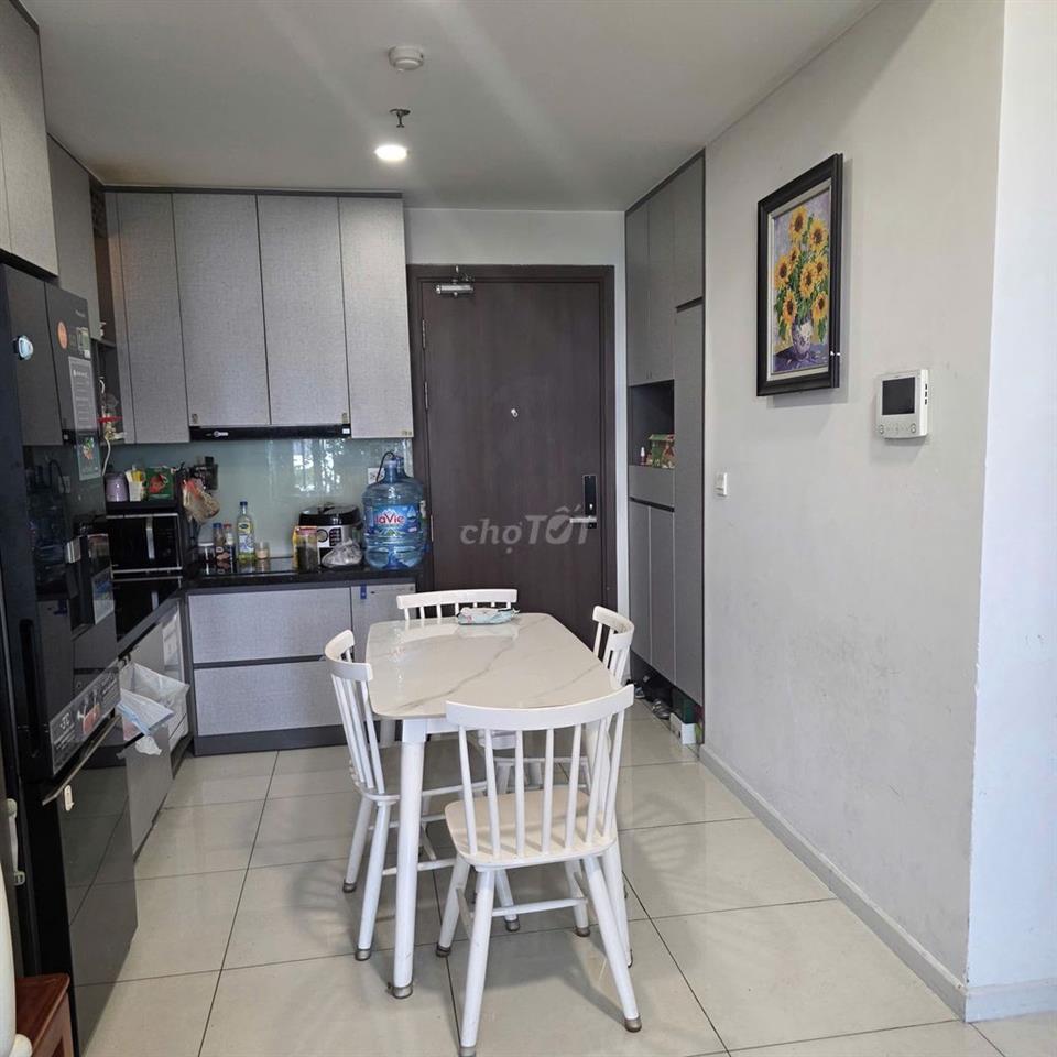 Chính chủ bán căn Picity 2pn vị trí siêu đẹp view trực diện hồ bơi