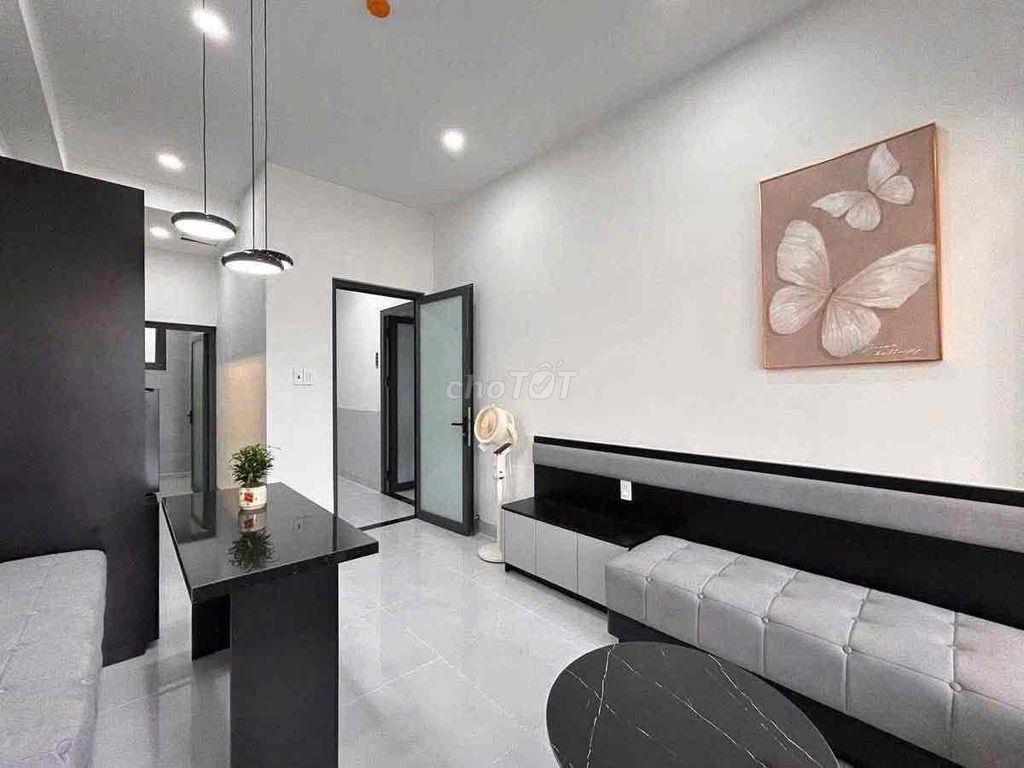 TRỐNG 3 PHÒNG - 1 PHÒNG NGỦ - ĐẦY ĐỦ NỘI THẤT - BAN CÔNG - TÔ KÝ