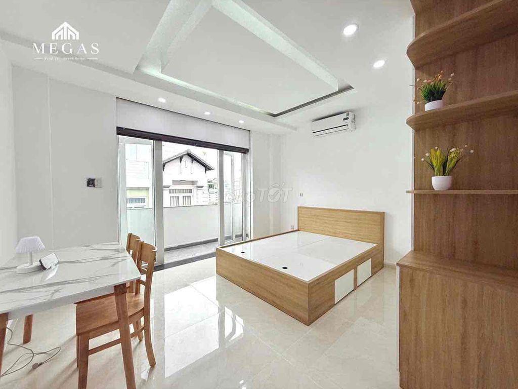 PHÒNG STUDIO BAN CÔNG MỚI XÂY - 40M2 - NGAY CVPM QUANG TRUNG