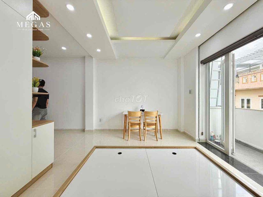PHÒNG STUDIO BAN CÔNG MỚI XÂY - 40M2 - NGAY CVPM QUANG TRUNG