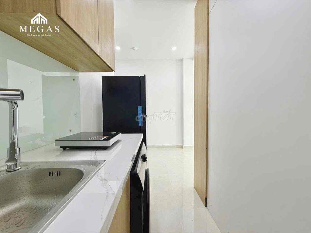 PHÒNG STUDIO BAN CÔNG MỚI XÂY - 40M2 - NGAY CVPM QUANG TRUNG