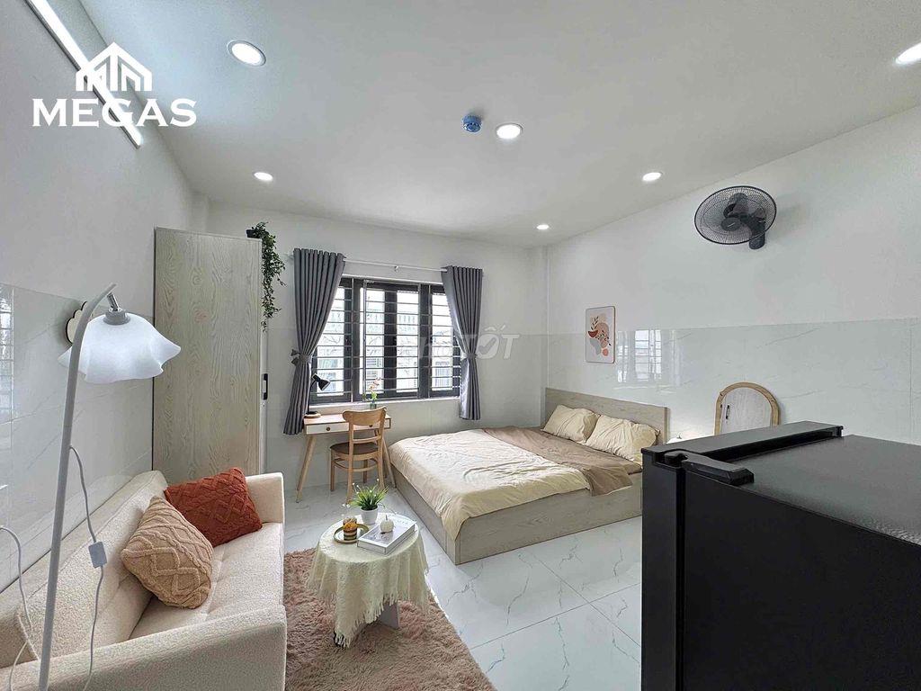 STUDIO ĐẦY ĐỦ NỘI THẤT - CỬA SỔ THOÁNG - ĐẠI HỌC HUFLIT