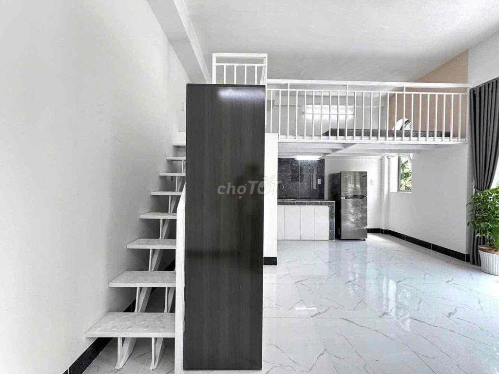 Căn Hộ Có Gác _ Đầy Đủ Nội Thất _ Ban Công _ Ngay Cầu Tham Lương
