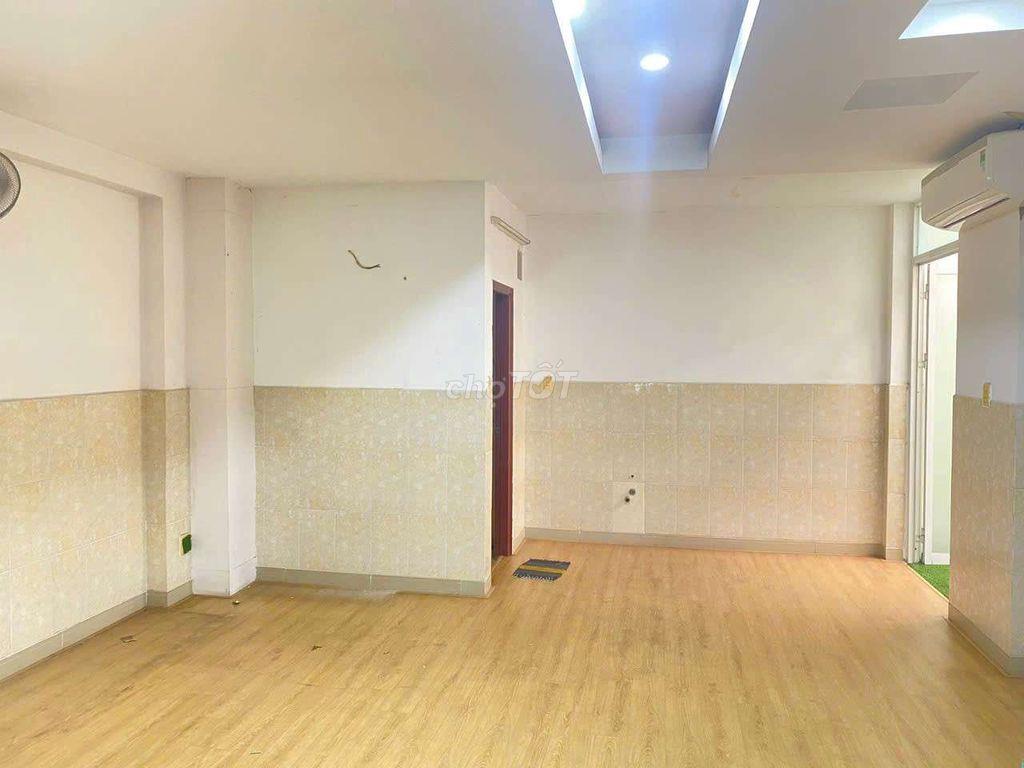 CHO THUÊ NHÀ MẶT TIỀN LÊ THỊ RIÊNG 1 TRỆT 3 LẦU, DT 5×20, CÓ 7PN,6WC