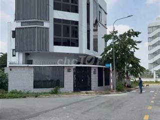 CHO THUÊ NHÀ NGUYÊN CĂN KHU VIP DƯƠNG THỊ GIANG 1 TRỆT 3LẦU. THANG MÁY