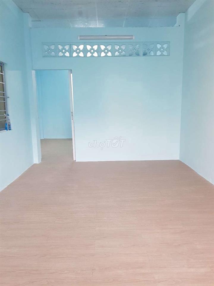 CHO THUÊ NHÀ NGUYÊN CĂN HẺM XE HƠI DT 5×30. RỘNG RÃI, SẠCH ĐẸP