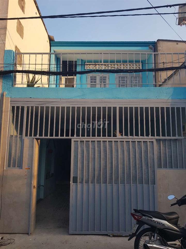 CHO THUÊ NHÀ NGUYÊN CĂN HẺM XE HƠI DT 5×30. RỘNG RÃI, SẠCH ĐẸP