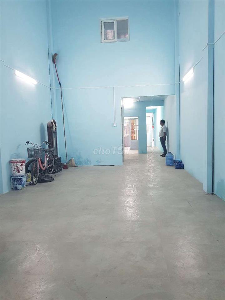 CHO THUÊ NHÀ NGUYÊN CĂN HẺM XE HƠI DT 5×30. RỘNG RÃI, SẠCH ĐẸP