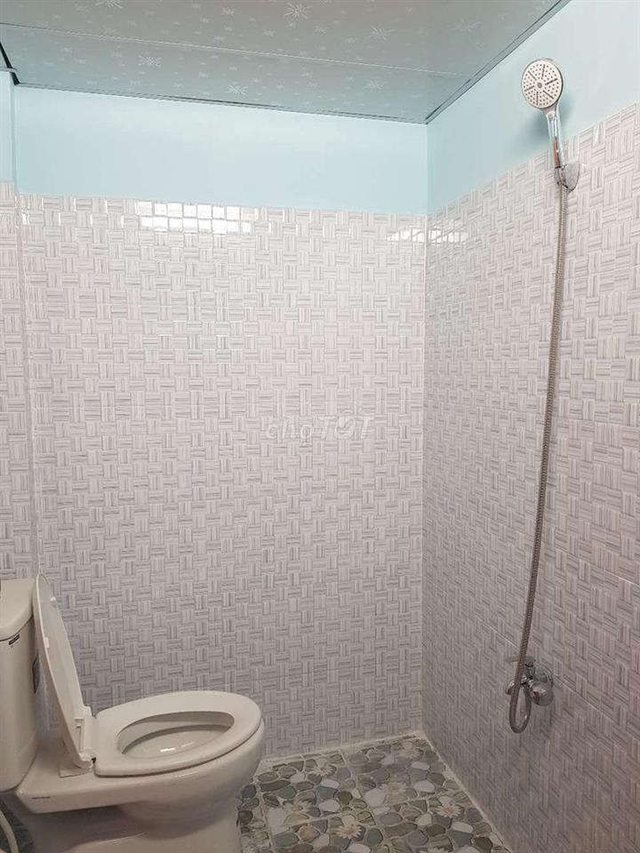 CHO THUÊ NHÀ NGUYÊN CĂN HẺM XE HƠI DT 5×30. RỘNG RÃI, SẠCH ĐẸP