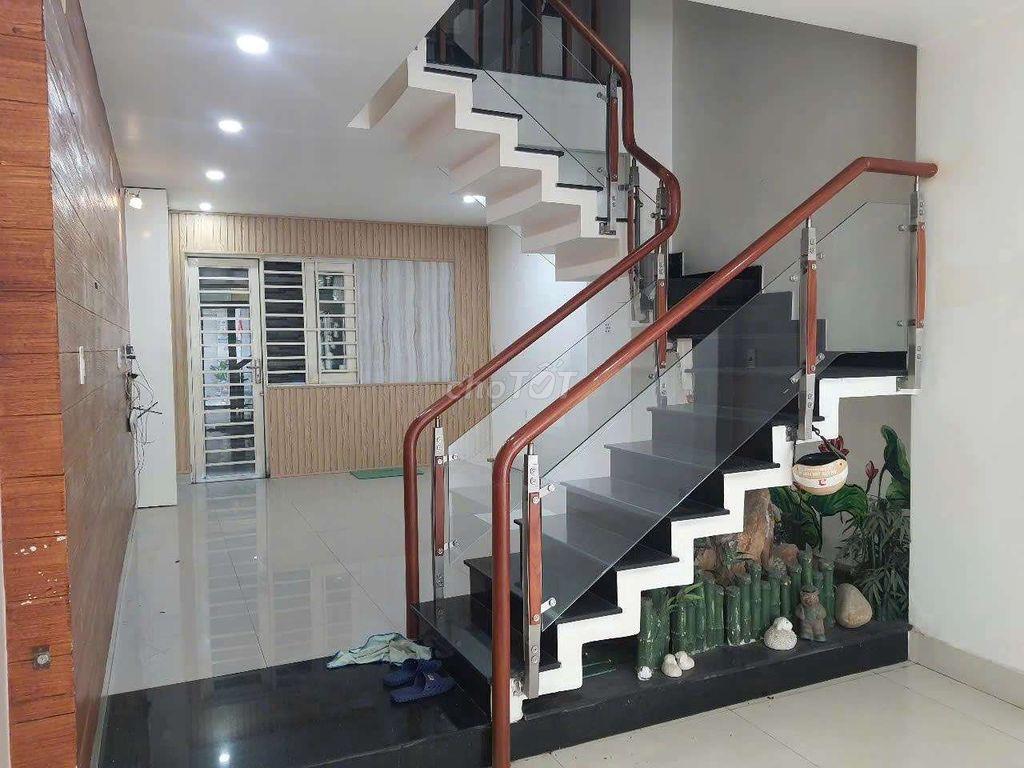 CHO THUÊ NHÀ HẺM XE HƠI. 1 TRỆT 1 LỬNG 3 LẦU, DT 4×15 CÓ 4PN
