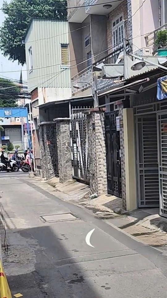 CHO THUÊ NHÀ 1/TRƯỜNG CHINH. 1 TRỆT 2 LẦU, SÂN THƯỢNG DT 4,5×15 CÓ 4PN