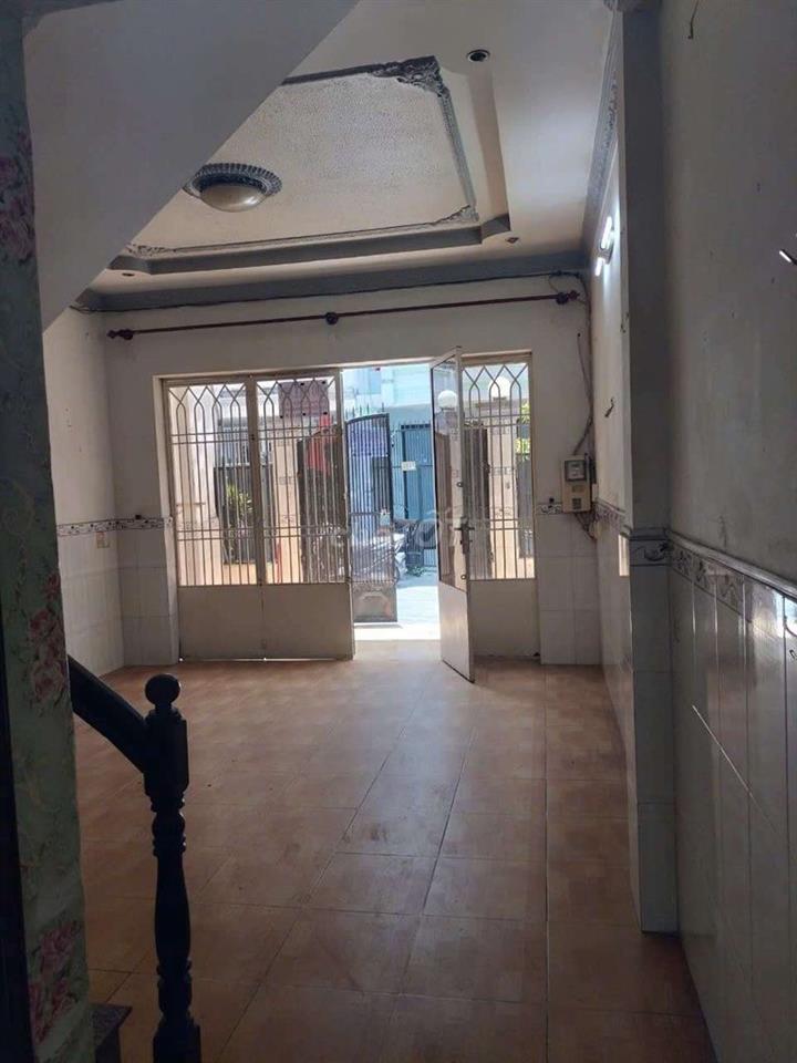 CHO THUÊ NHÀ HẺM XE HƠI. DT 4×15 CÓ 2PN,2WC. KHU AN NINH , CAO RÁO