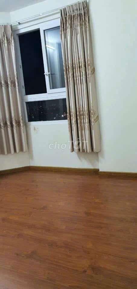 CHO THUÊ CHUNG CƯ TÔ KÝ DT 61M2 CÓ 2PN,2WC. LẦU 12, SẴN NỘI THẤT
