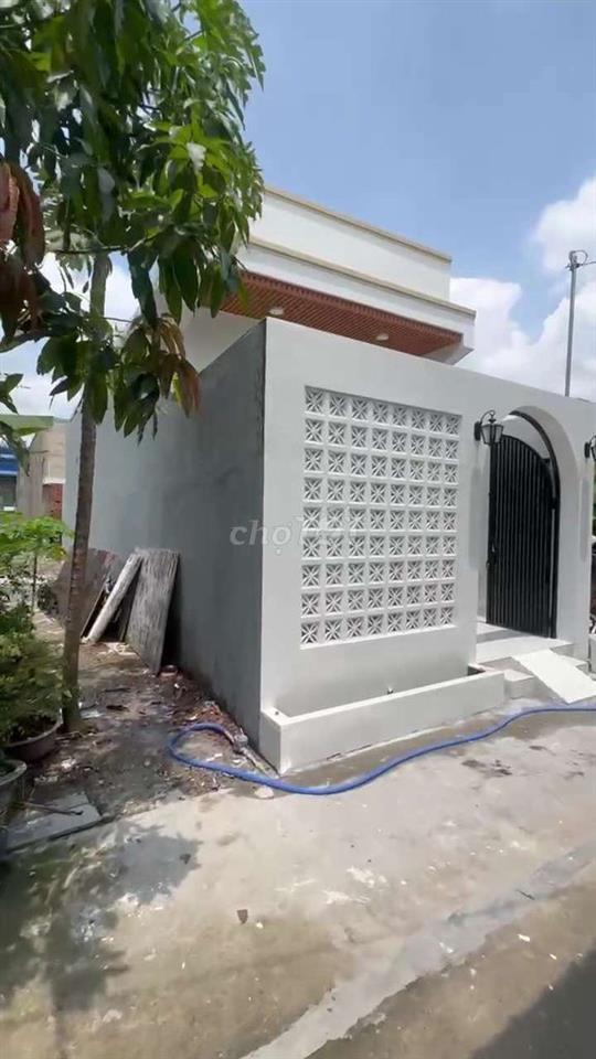 CHO THUÊ NHÀ MỚI 100% DT 4×22 CÓ 2PN. HẺ XE HƠI, KHU VỰC AN NINH