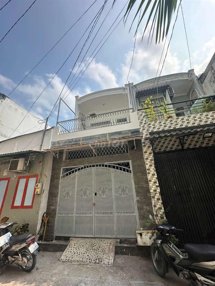 CHO THUÊ NHÀ HẺM XE HƠI ĐƯỜNG PHAN VĂN HỚN. 1 TRỆT 1 LẦU, DT 4×15, 2PN