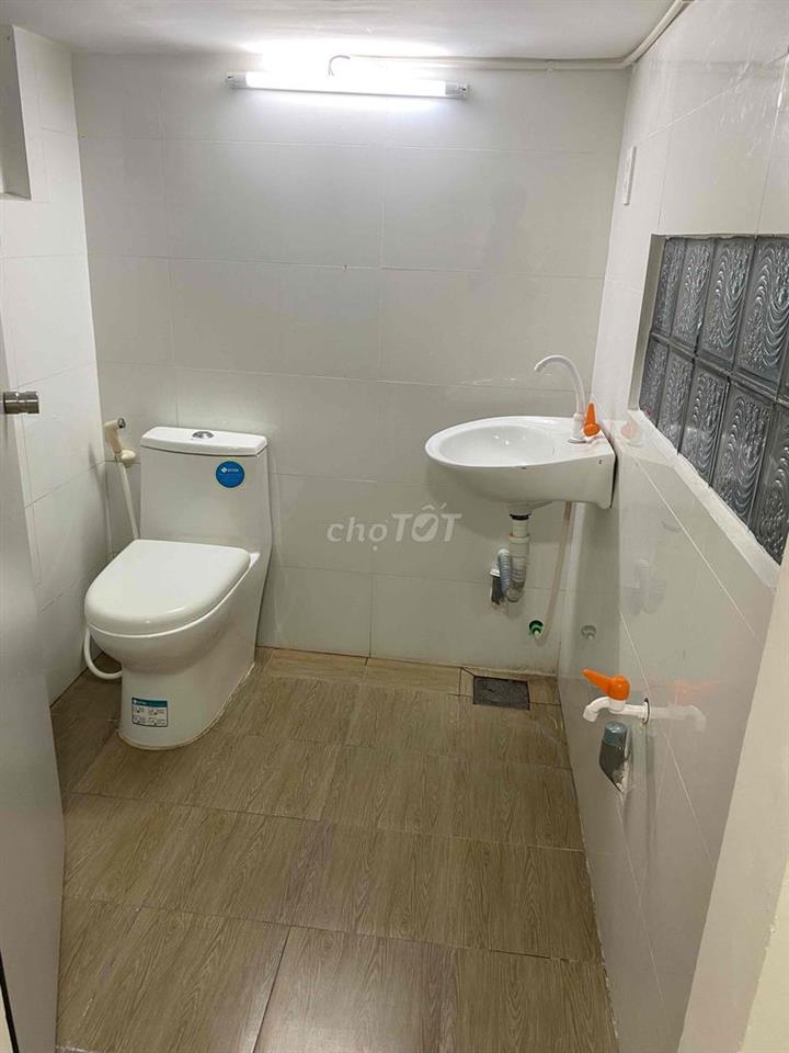 Cho thuê căn hộ Mini , 3 phòng ngủ , gần Công Viên Phần Quang Trung