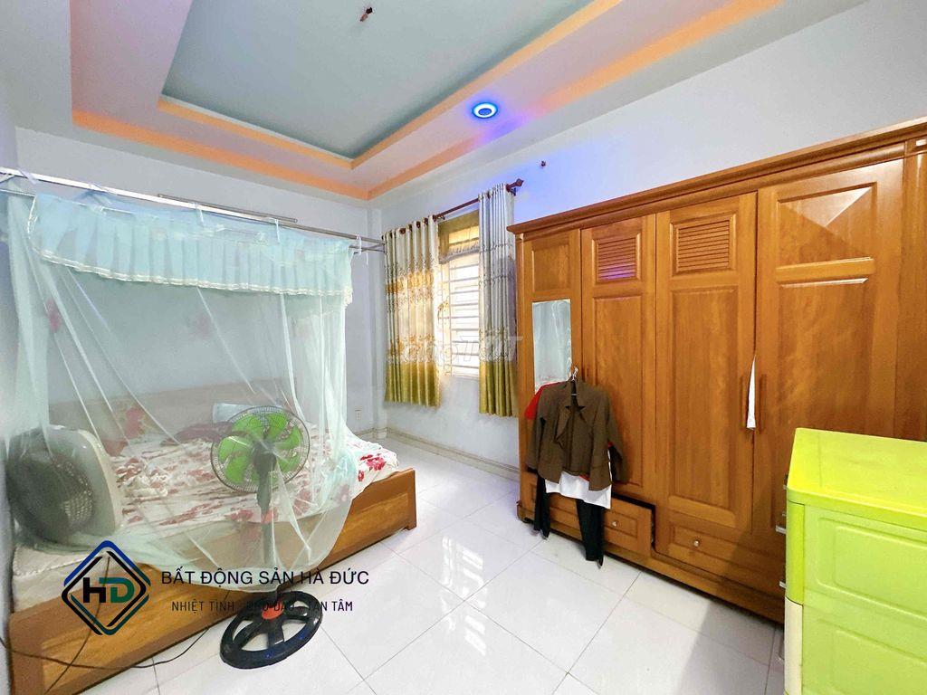Nhà 2 lầu 5x20 hẻm 6m thông gần siêu thị ĐIỆN MÁY CHỢ LỚN