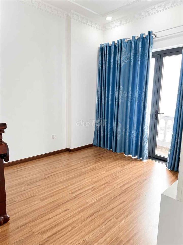 Biệt thự 7x20 có nội thất đường Tô Ngọc Vân giáp Gò Vấp