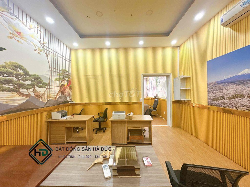 Nhà trệt lầu 5x30 mặt tiền nhánh gần bến xe Bus Thới An