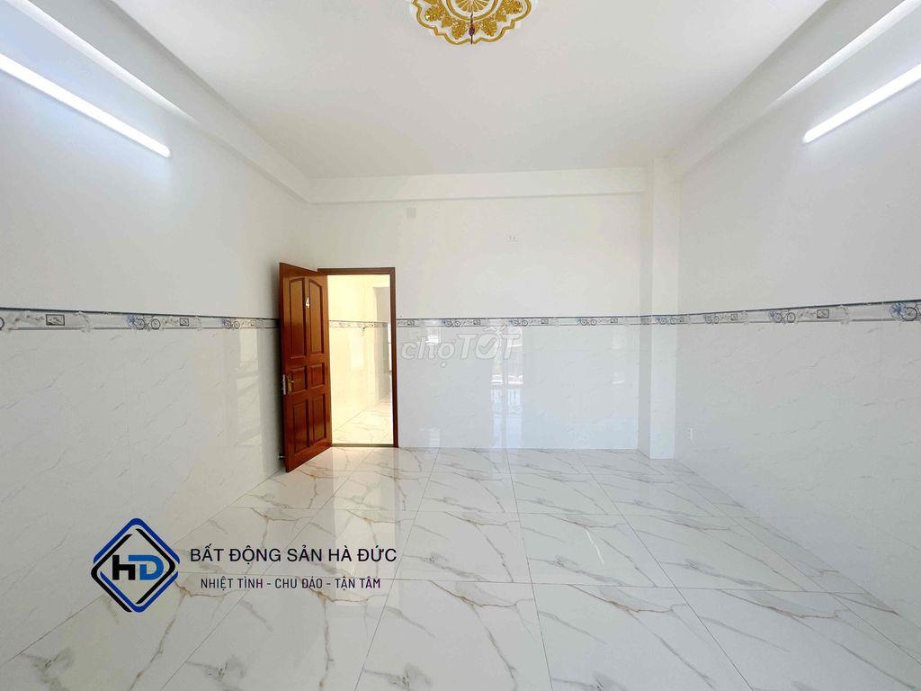 Nhà 2 lầu 4.5x30 mặt tiền nhánh gần trường Nguyễn Trung Trực