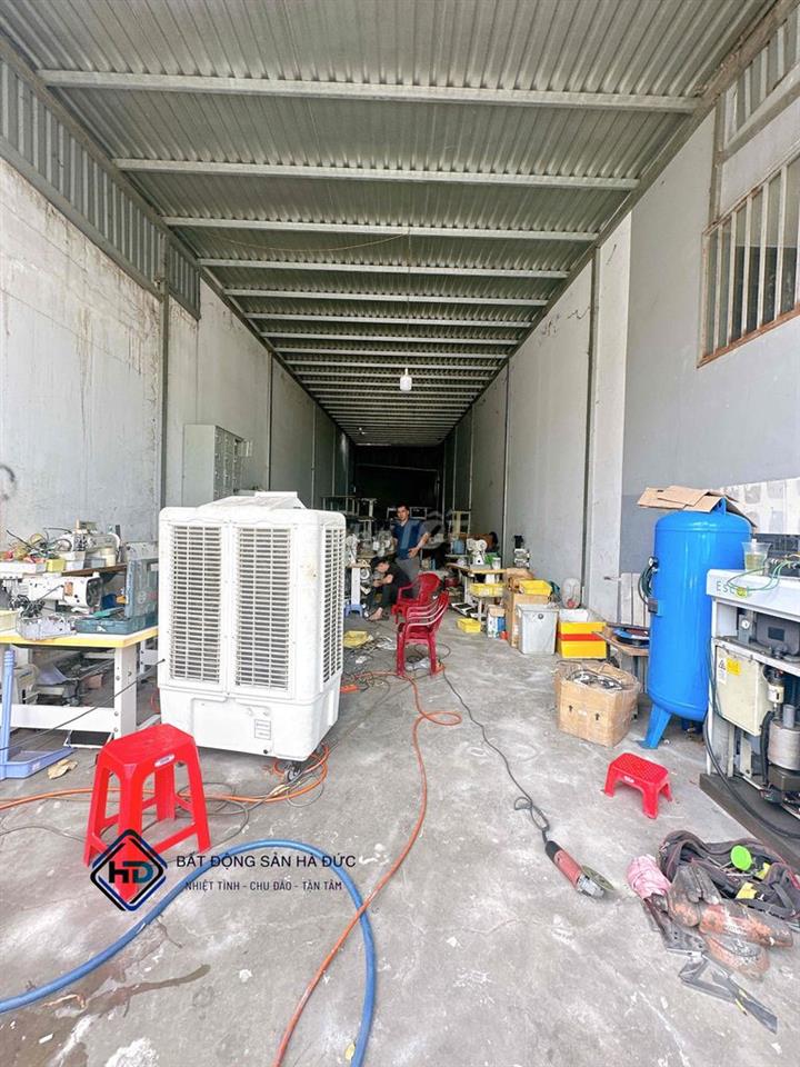 Xưởng 5x28 đường xe Contener đậu cửa gần Quốc Lộ