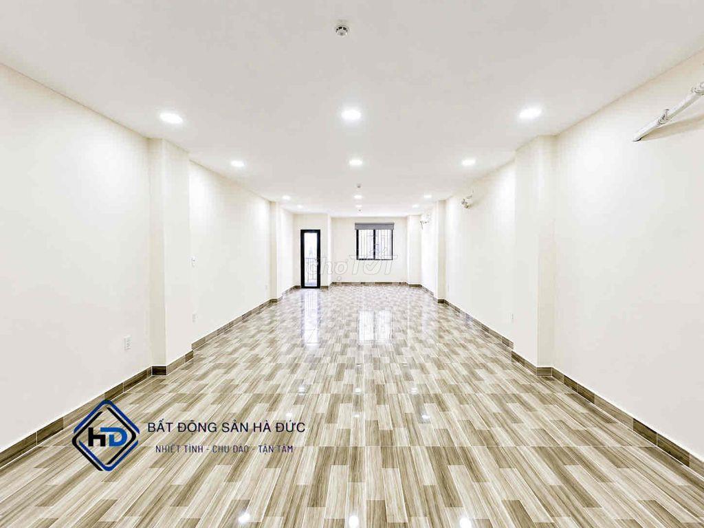 Văn phòng 80m mới 100% có THANG MÁY, hầm để xe