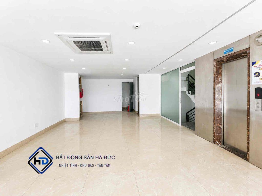 Toà nhà 8x20 có hầm để xe, THANG MÁY gần trung tâm Quận