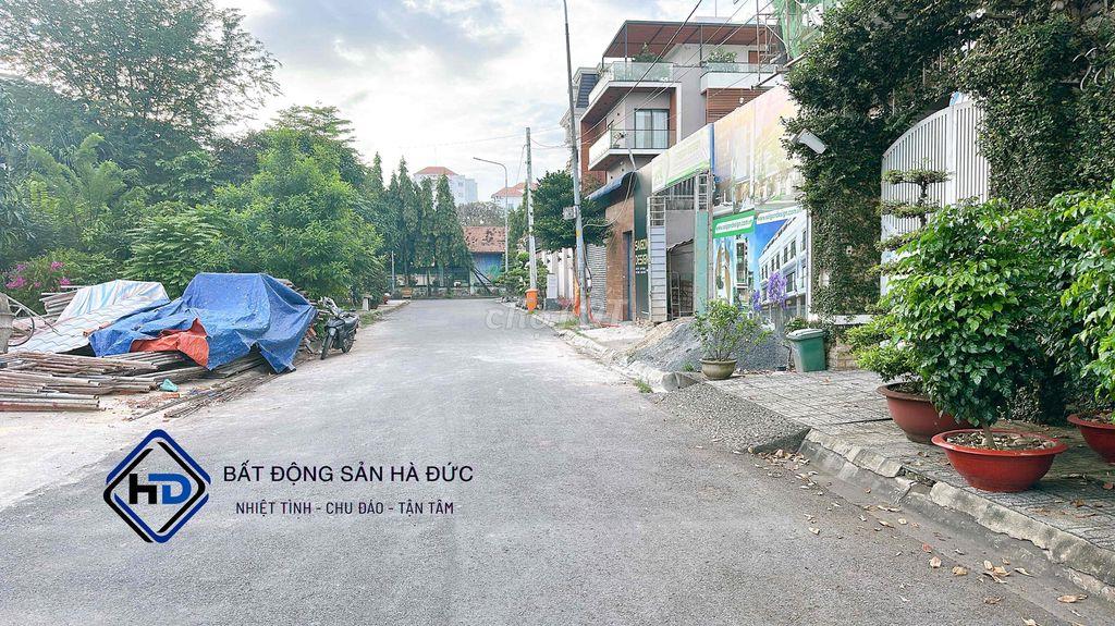 Đất biệt thự 10x20 view sông góc 2 mặt tiền thoáng mát