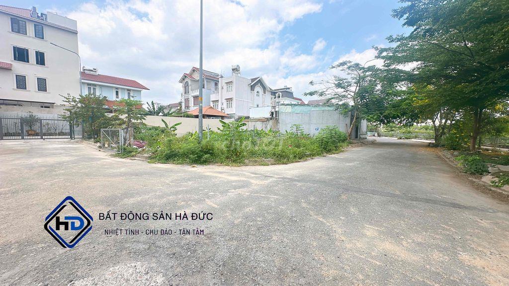 Đất biệt thự 10x20 view sông góc 2 mặt tiền thoáng mát