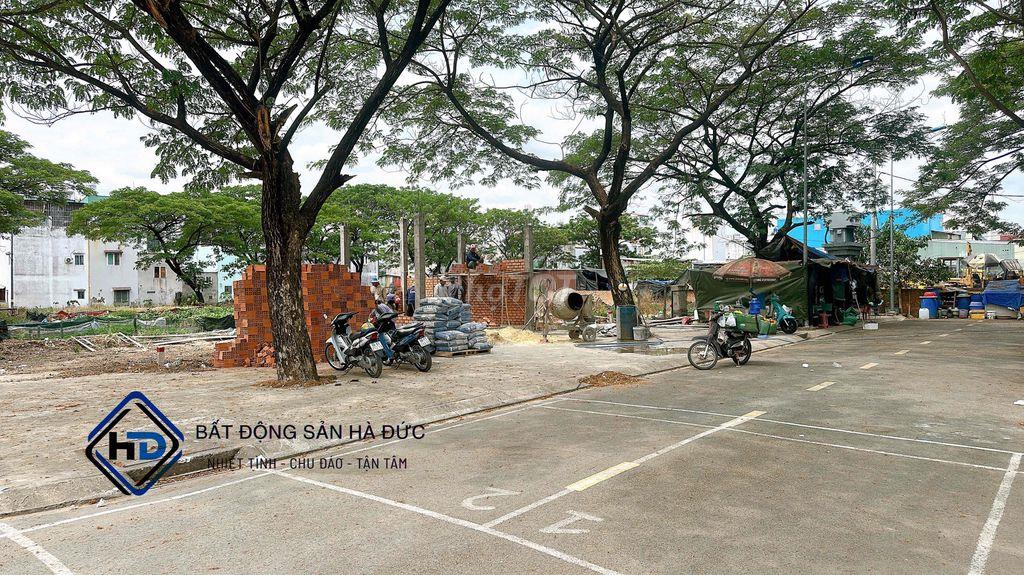 Đất phân lô 5x16 đường nhựa 8m điện nước âm