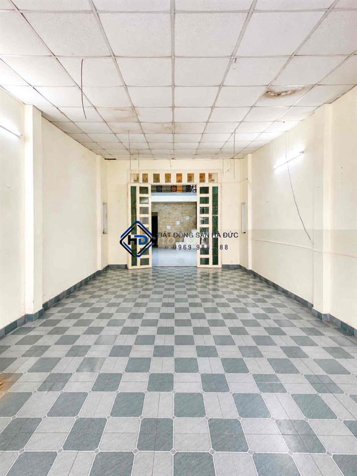 Nhà gác lửng 5x30 mặt tiền đường nhách cách Lê Văn Khương 100m